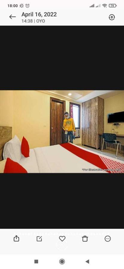 Oyo Hotel Hastinapur Palace Мирут Екстериор снимка